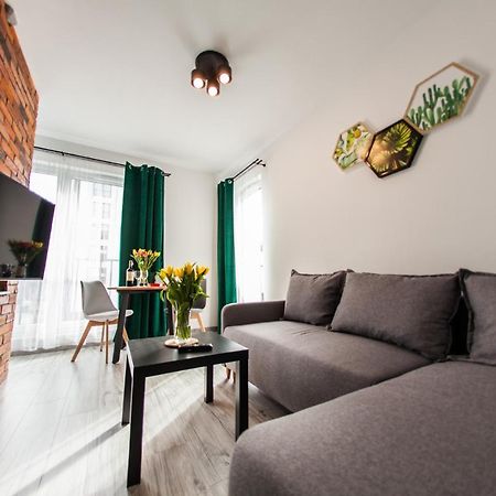 קטוביץ Sloneczna Apartamenty מראה חיצוני תמונה