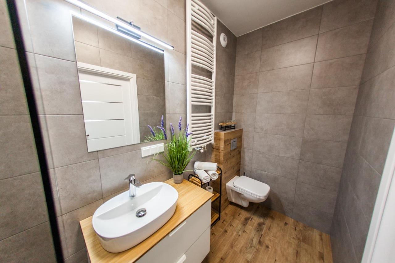 קטוביץ Sloneczna Apartamenty מראה חיצוני תמונה