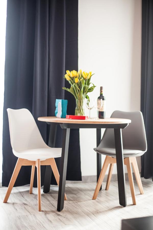 קטוביץ Sloneczna Apartamenty מראה חיצוני תמונה